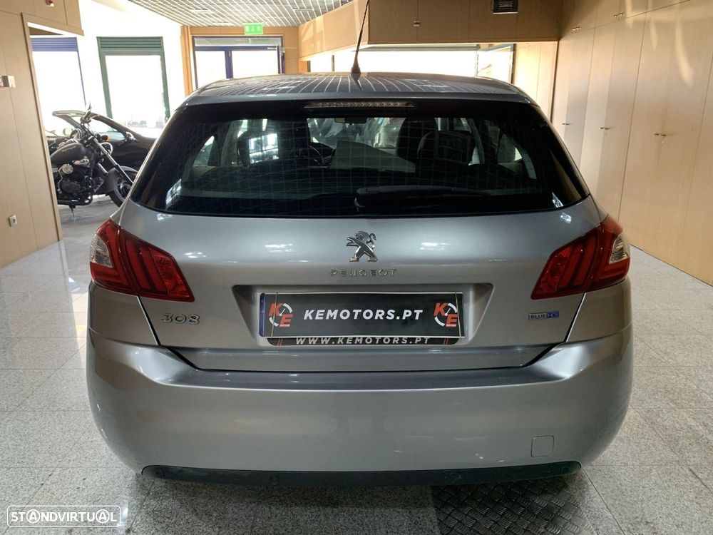 Peugeot 308 - 13