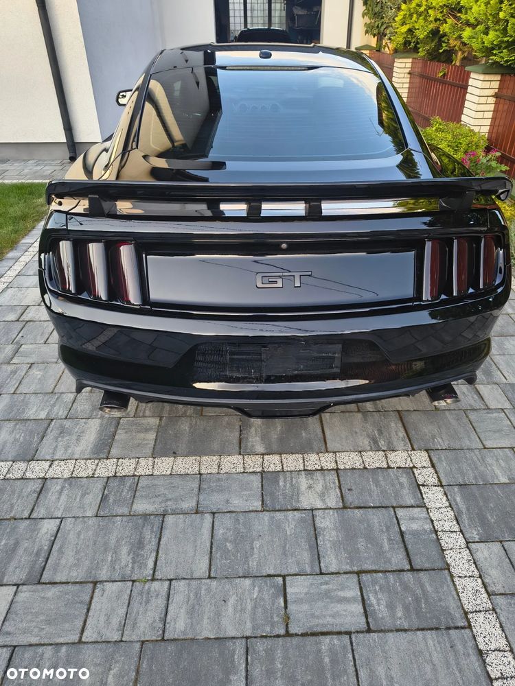 Ford Mustang 5.0 V8 GT - 8