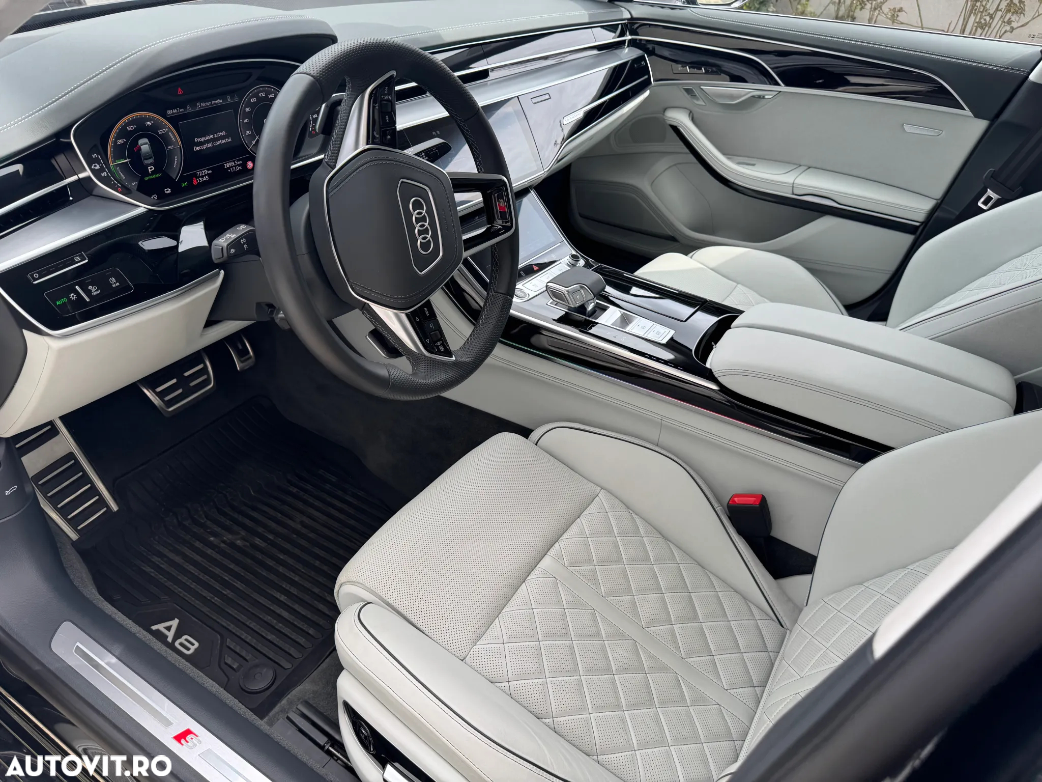 Audi A8 60 TFSI e quattro tiptronic - 14