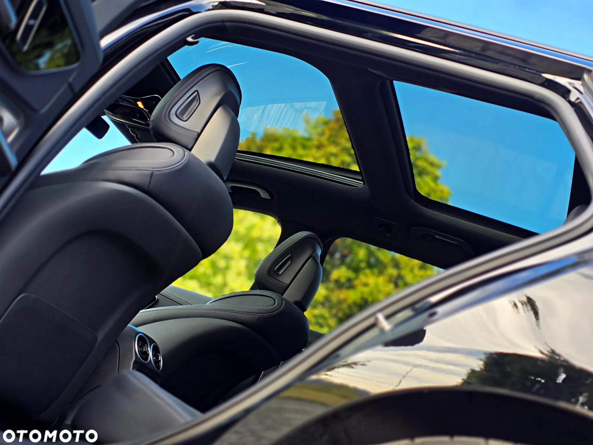 Mercedes-Benz Klasa C 220 d 4Matic T 9G-TRONIC AMG Line - 17