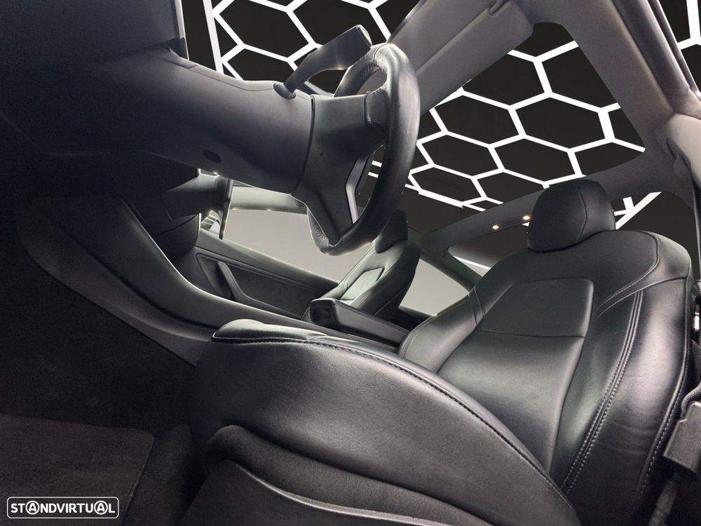 Tesla Model 3 Standard RWD Plus - 14