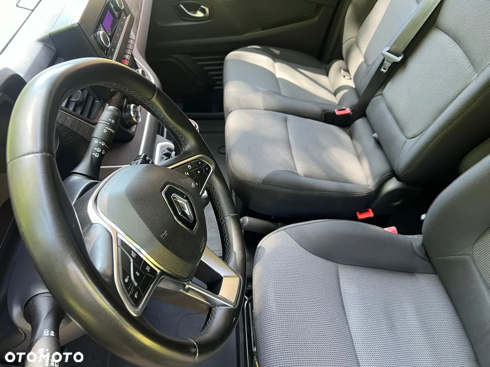 Renault Trafic - 14