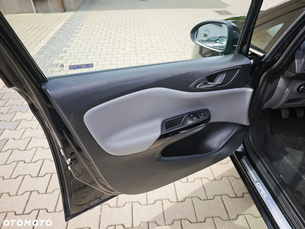 Opel Corsa 1.4 T Cosmo S&S - 16