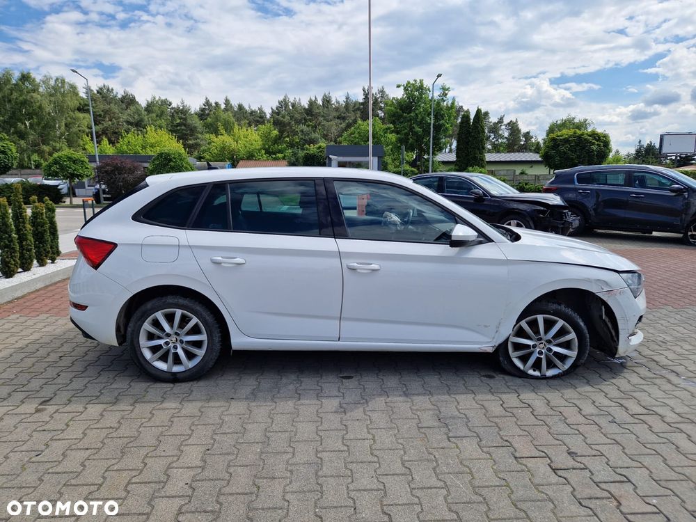 Skoda Scala 1.0 TSI Ambition DSG - 4