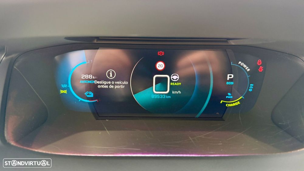 Peugeot e-208 50 kWh GT - 14