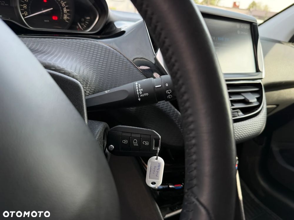 Peugeot 2008 PureTech 82 Style - 19