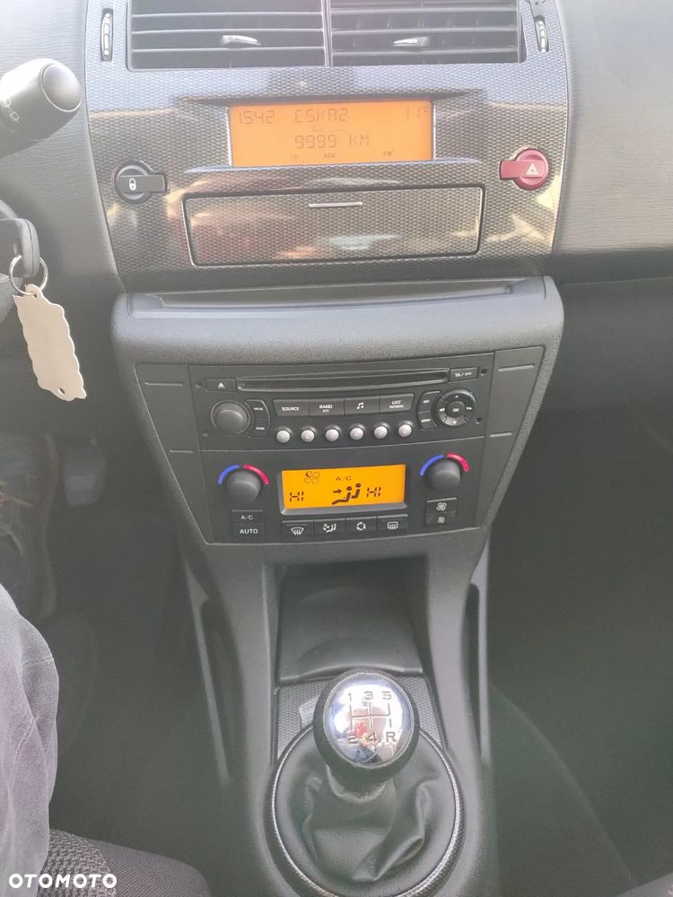 Citroën C4 Coupe 1.6 16V VTR - 29