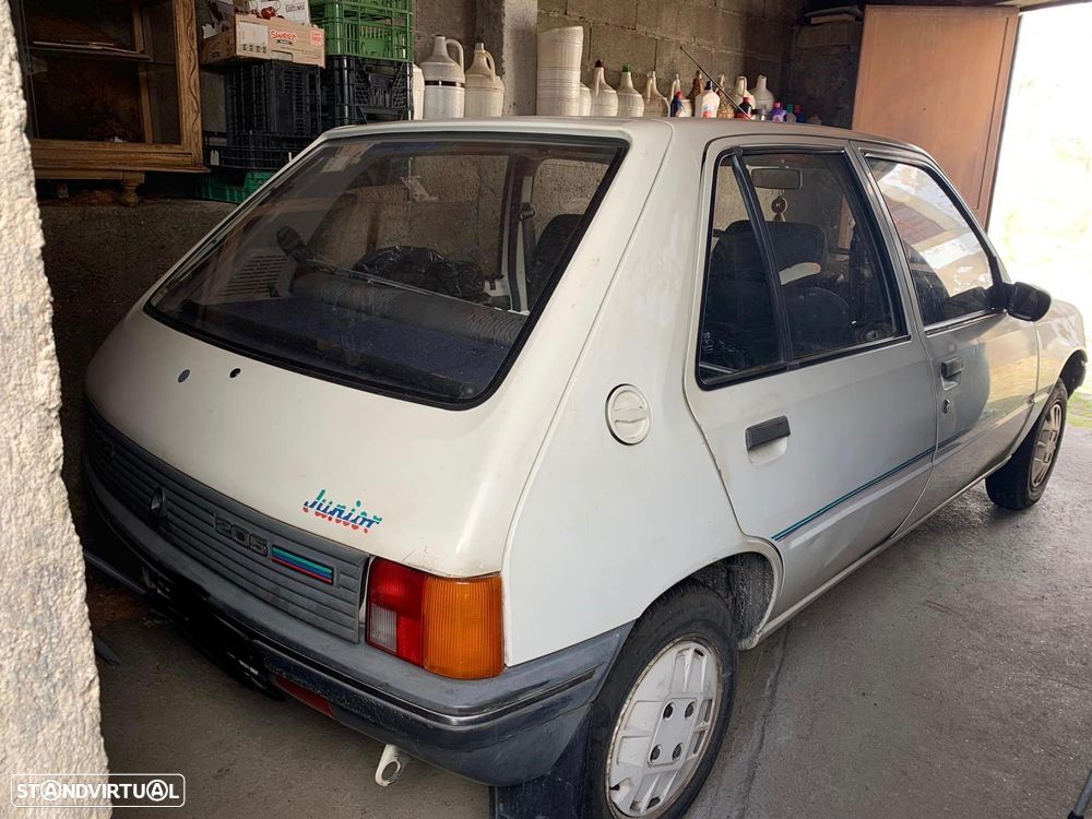 Peugeot 205 - 3