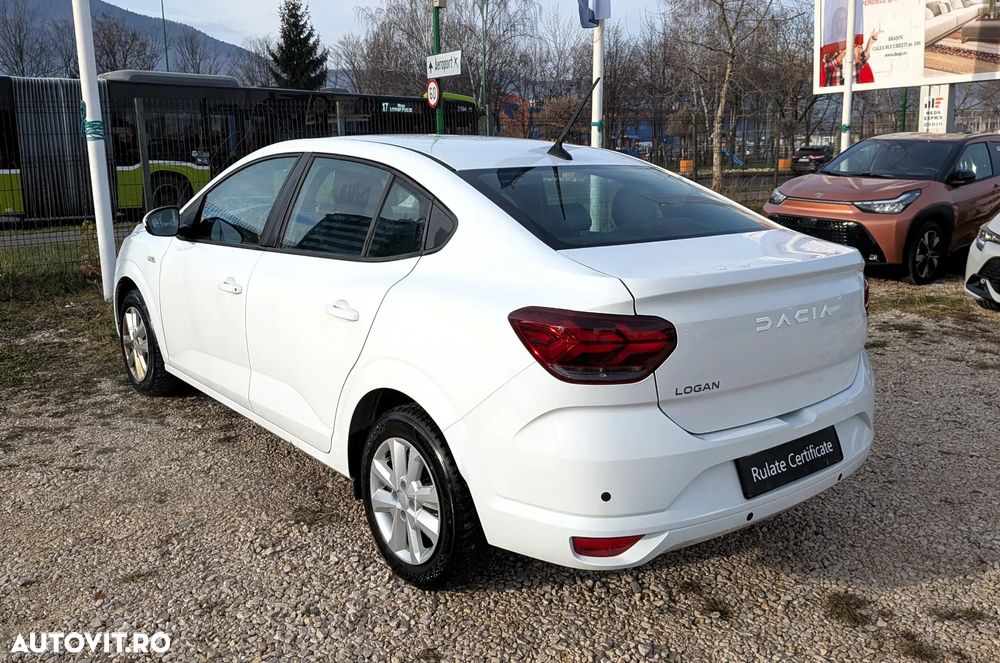 Dacia Logan TCe 90 MT5 Expression - 6