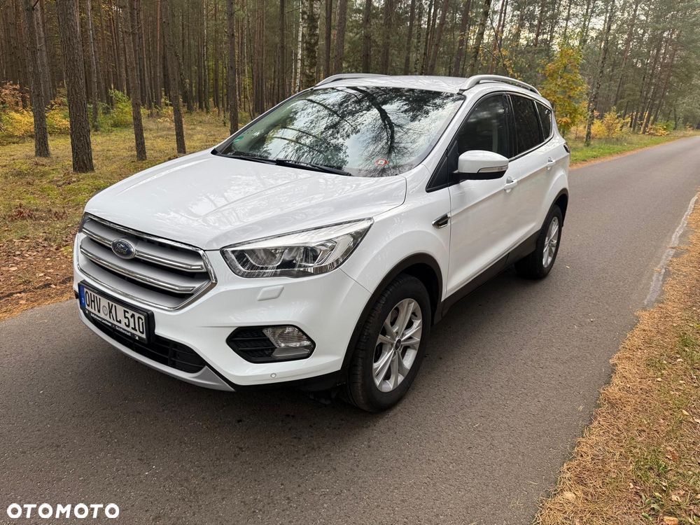 Ford Kuga 2.0 TDCi 2x4 Titanium - 2