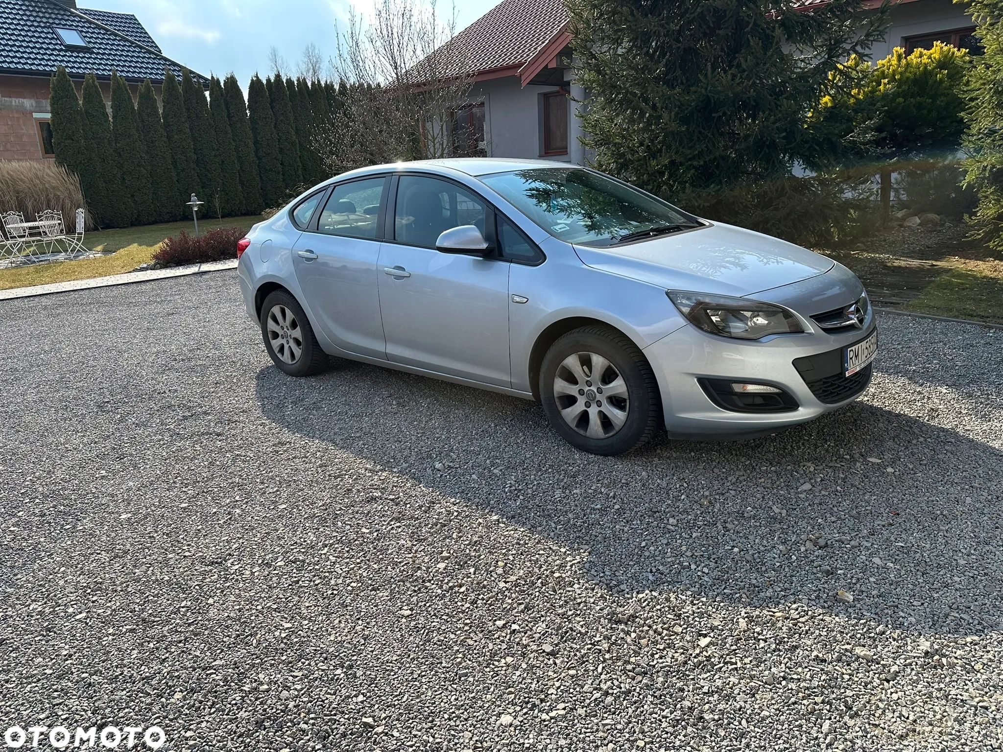 Opel Astra IV 1.7 CDTI Business - 1