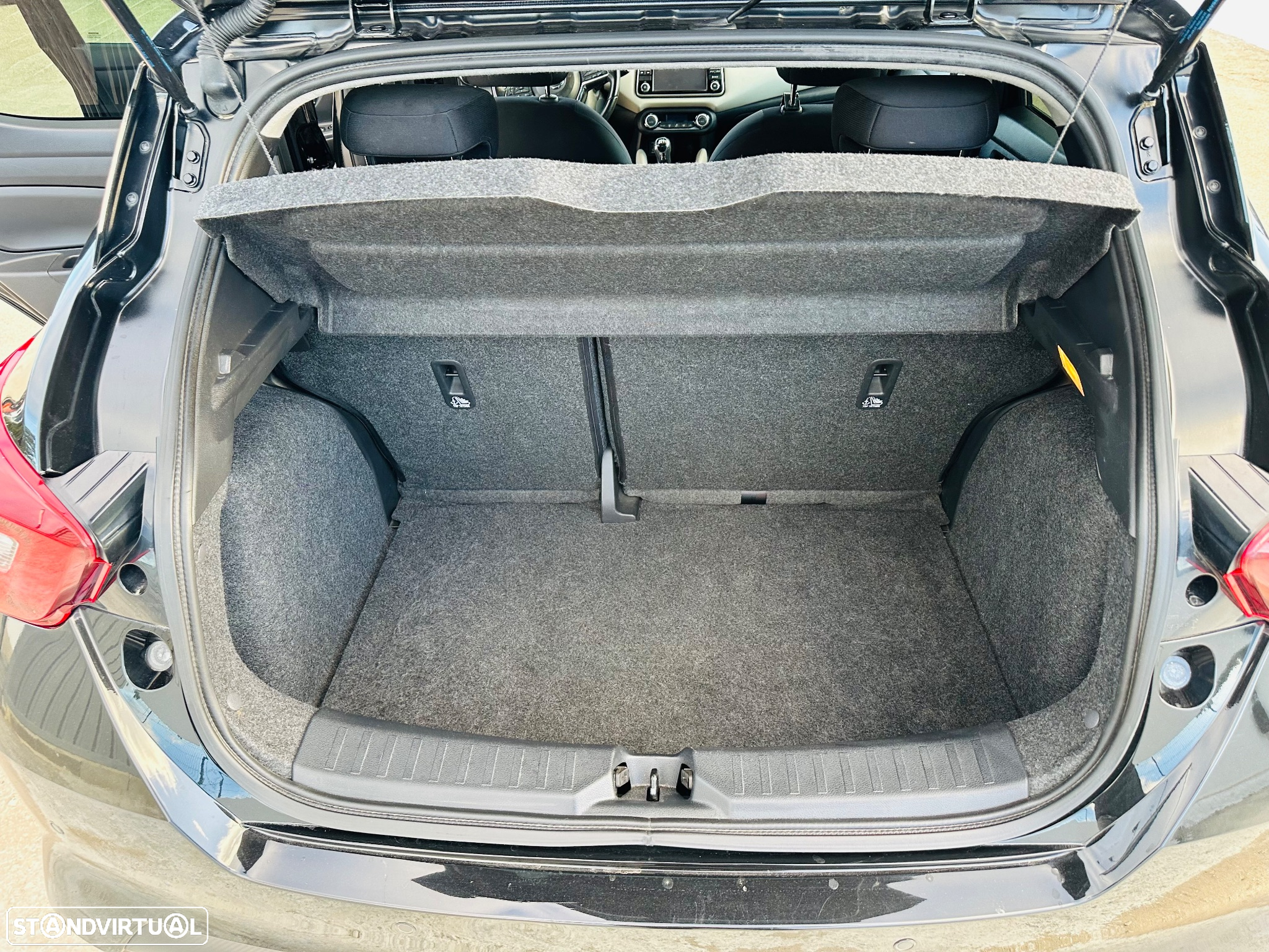 Nissan Micra 1.5 dCi N-Connecta Lifestyle S/S - 30