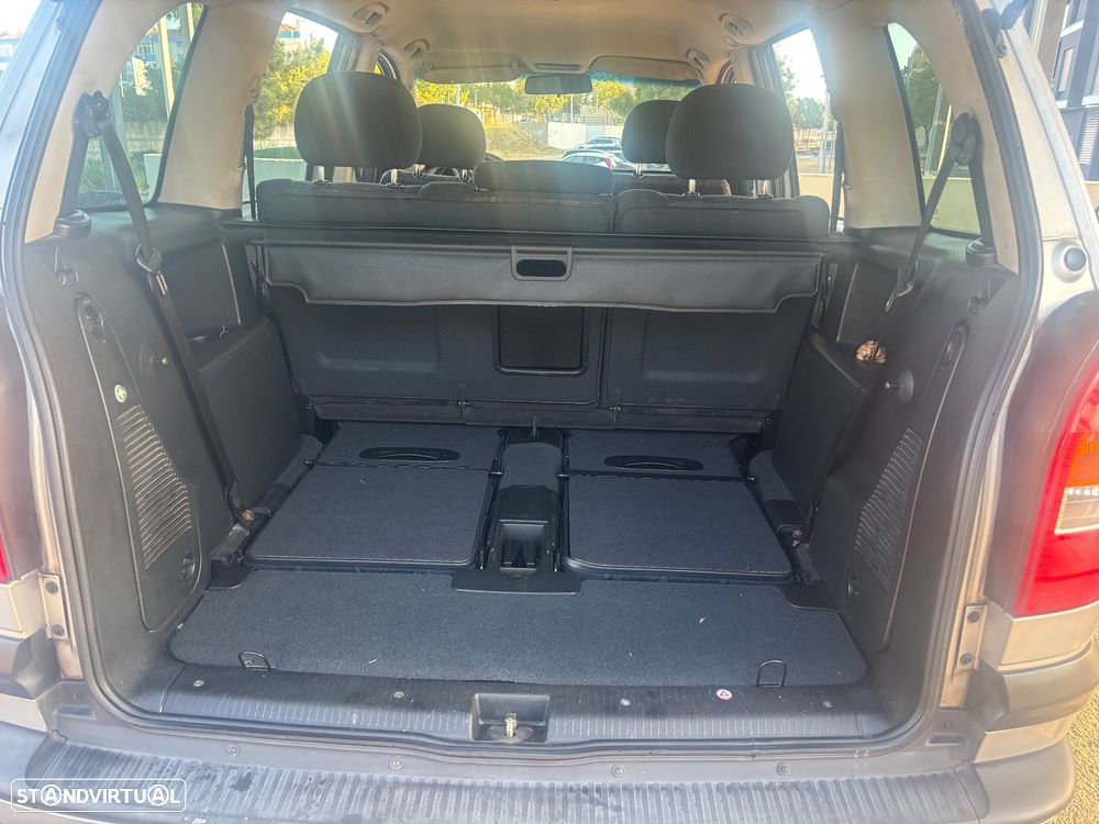 Opel Zafira 2.0 DTi - 31