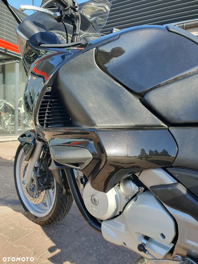 Honda Deauville - 8