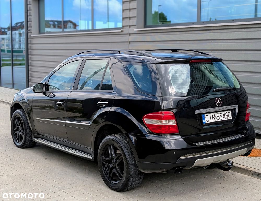 Mercedes-Benz ML - 2