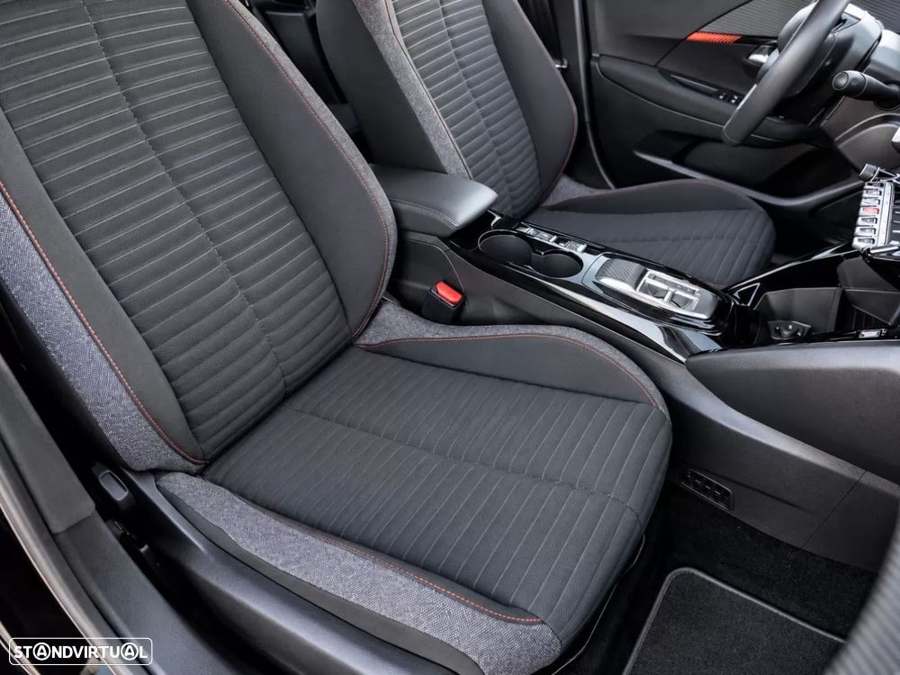 Peugeot e-208 50 kWh Active Pack — fotografia 33