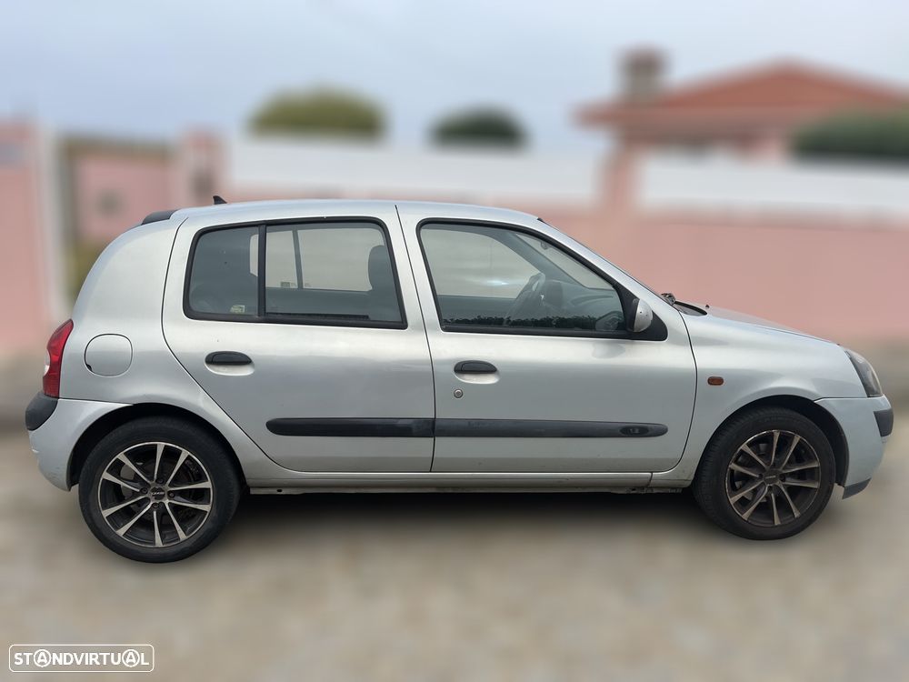 Renault Clio 1.2 Expression - 3