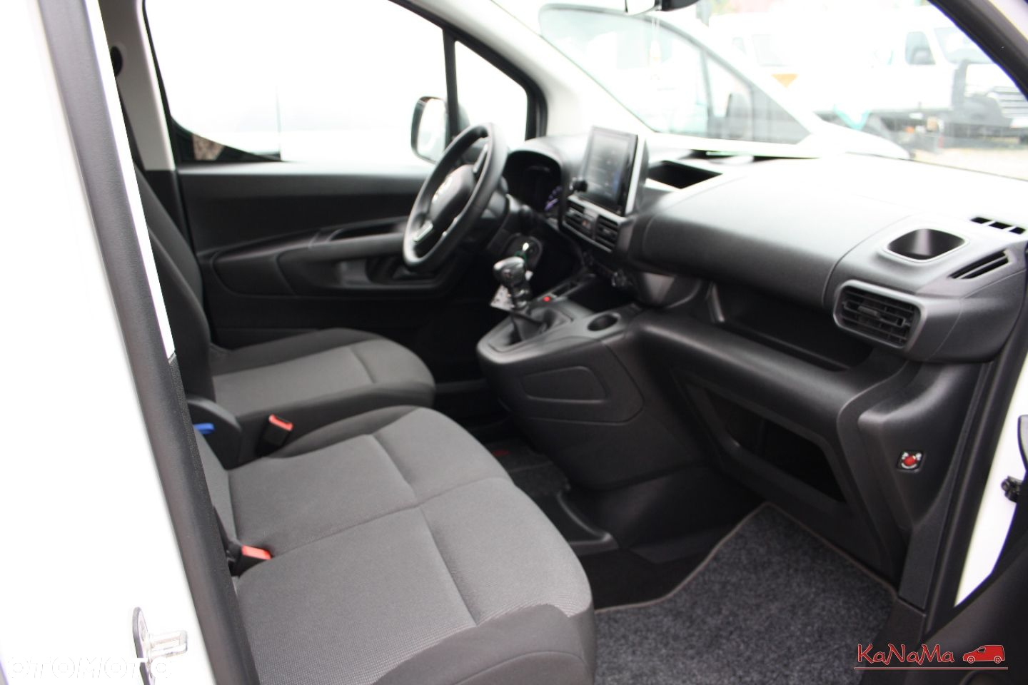 Toyota Proace City - 23