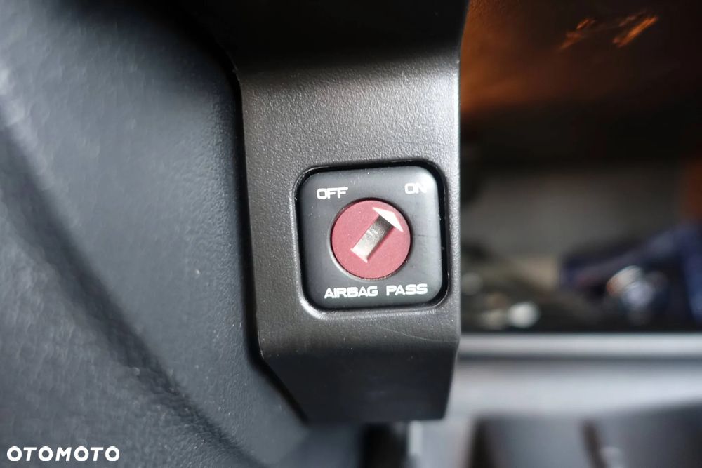 Peugeot 207 CC 120 VTi Active - 28