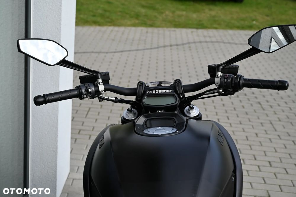 Ducati Diavel - 7
