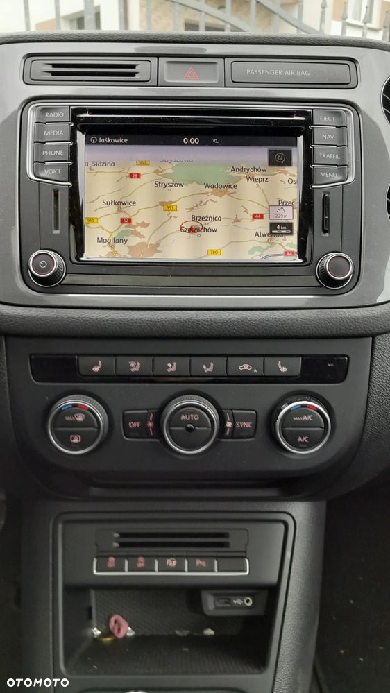 Volkswagen Tiguan - 14
