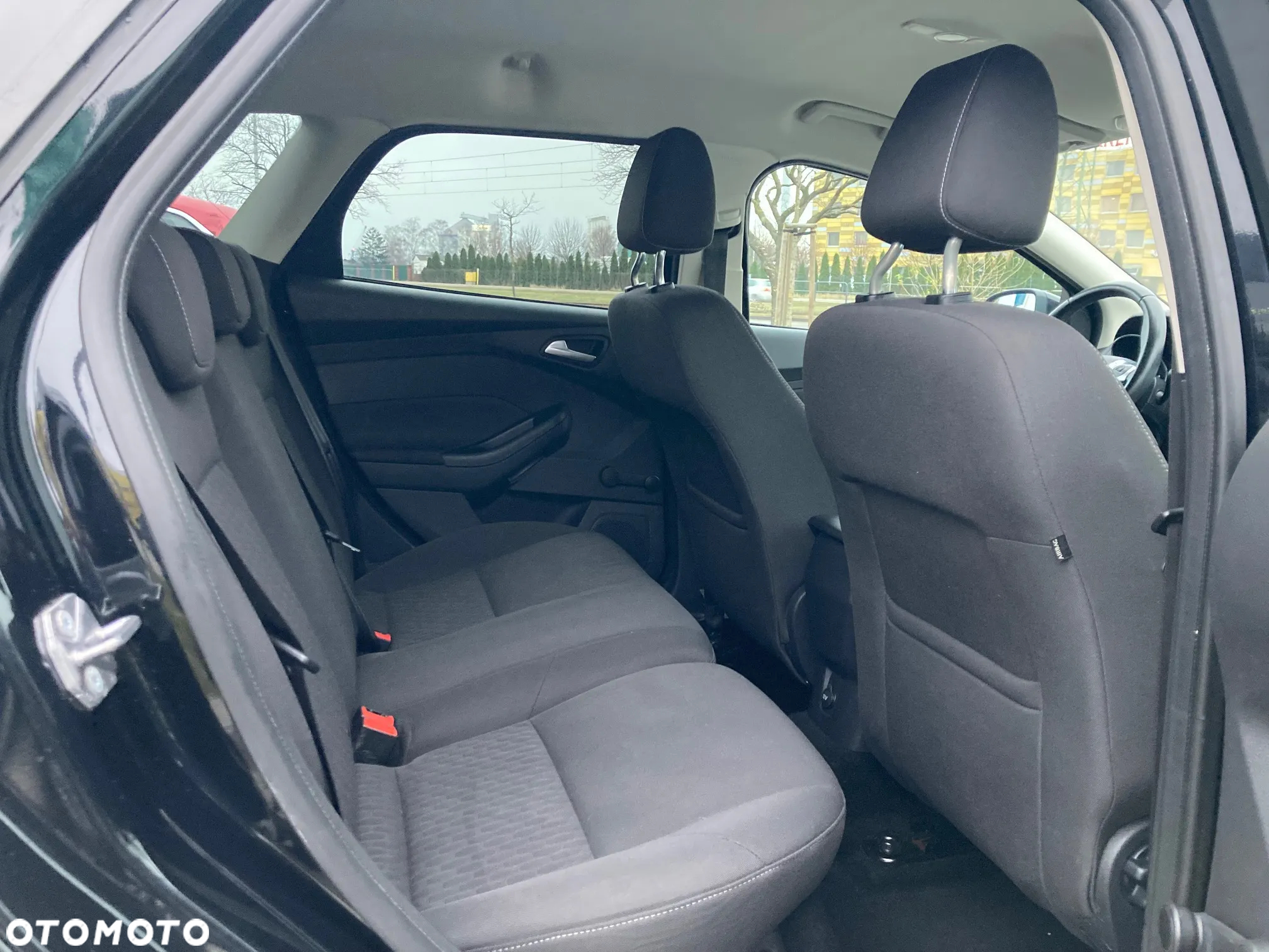 Ford Focus - 10
