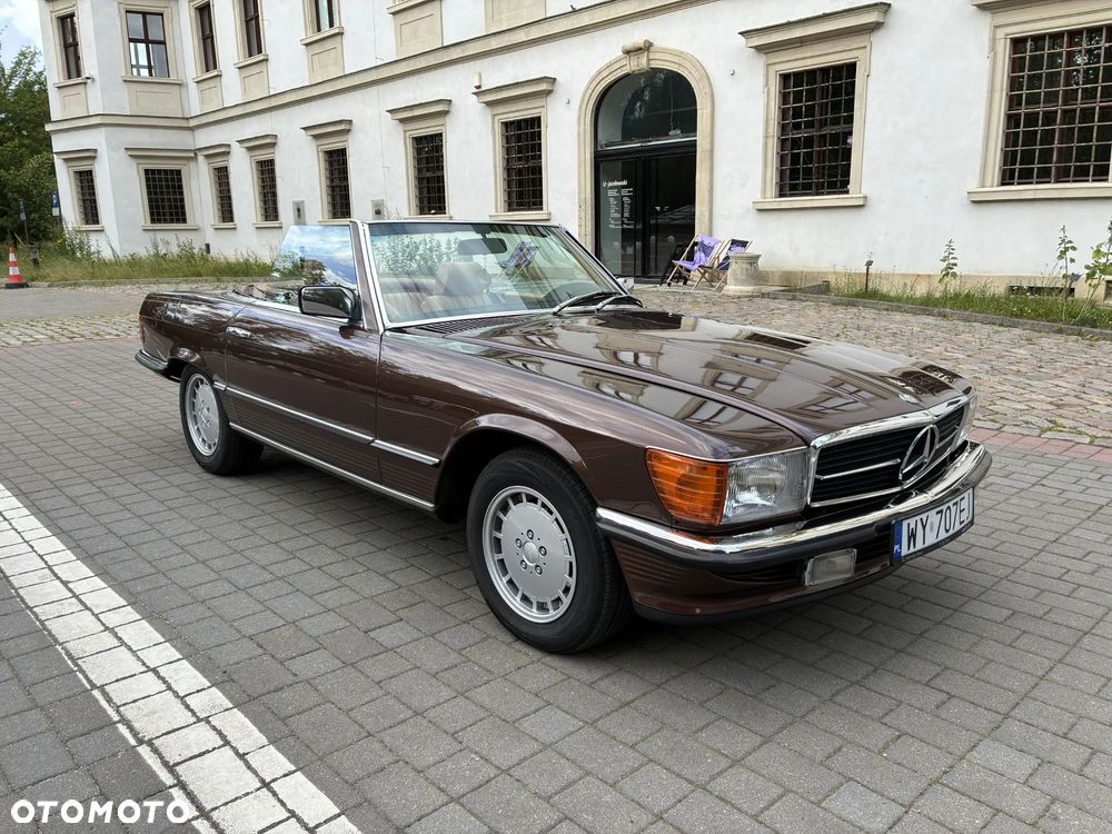 Mercedes-Benz SL - 1