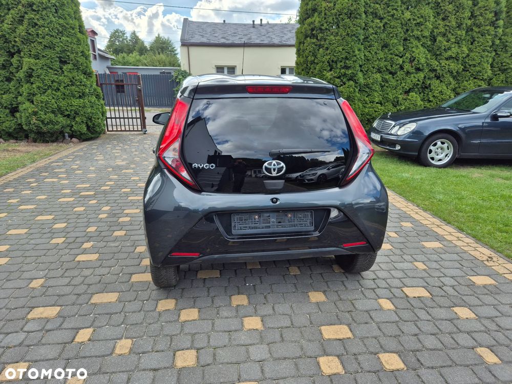 Toyota Aygo x - 5