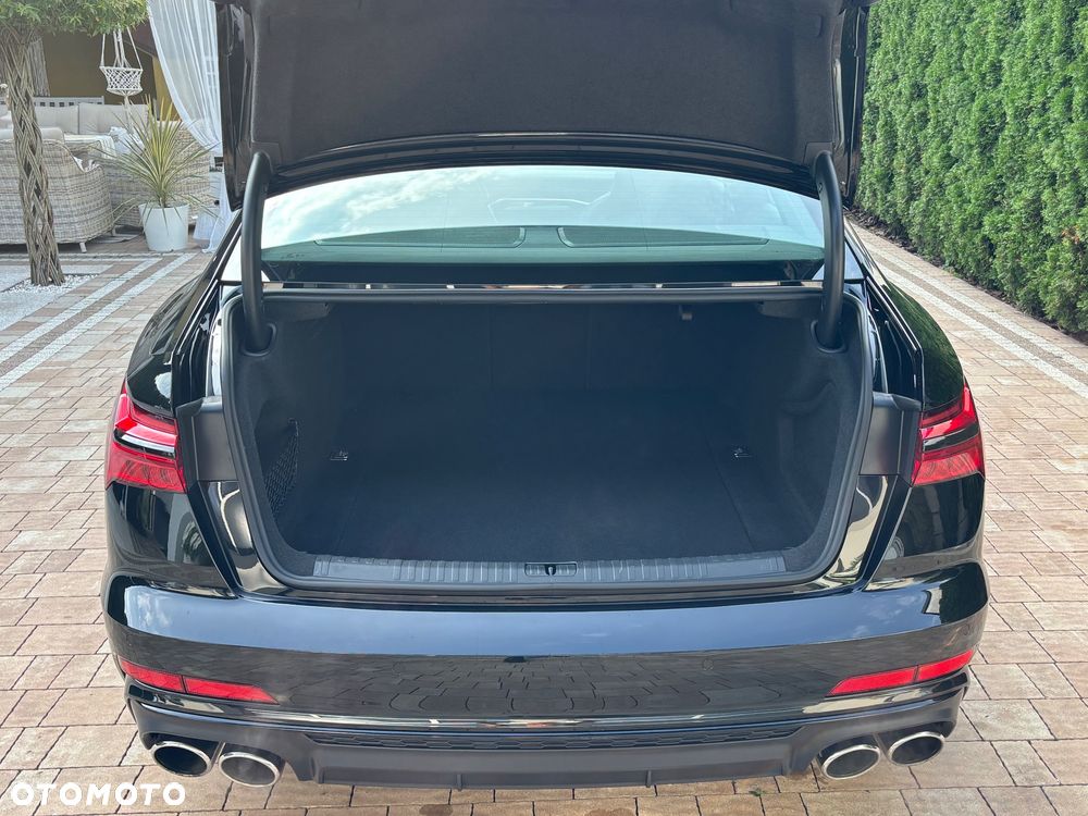 Audi S6 Limousine - 24