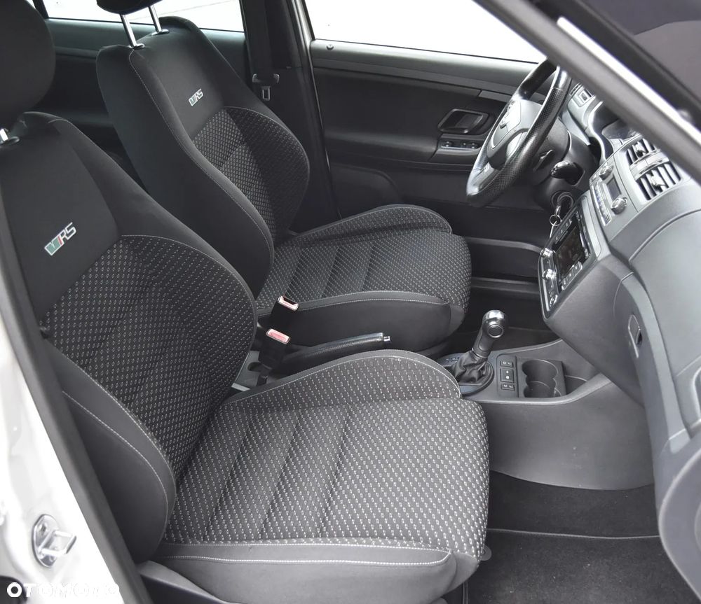 Skoda Fabia 1.4 TSI DSG RS - 26