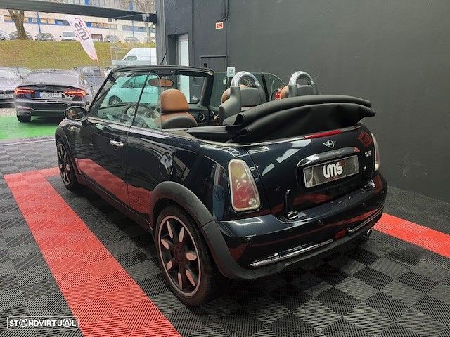 MINI Cabrio One Sidewalk - 8