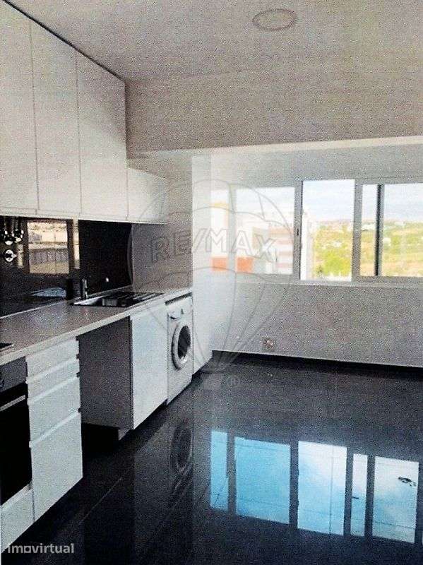 Apartamento T2 para arrendamento - Grande imagem: 3/23