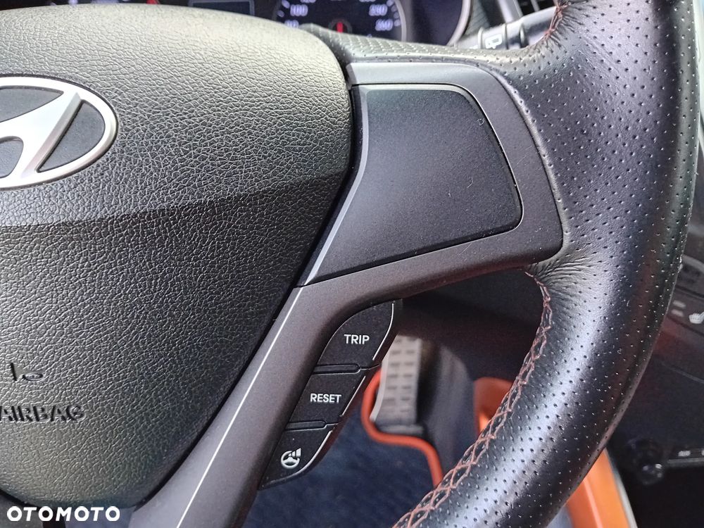 Hyundai Veloster 1.6 Turbo Matt Finish - 23