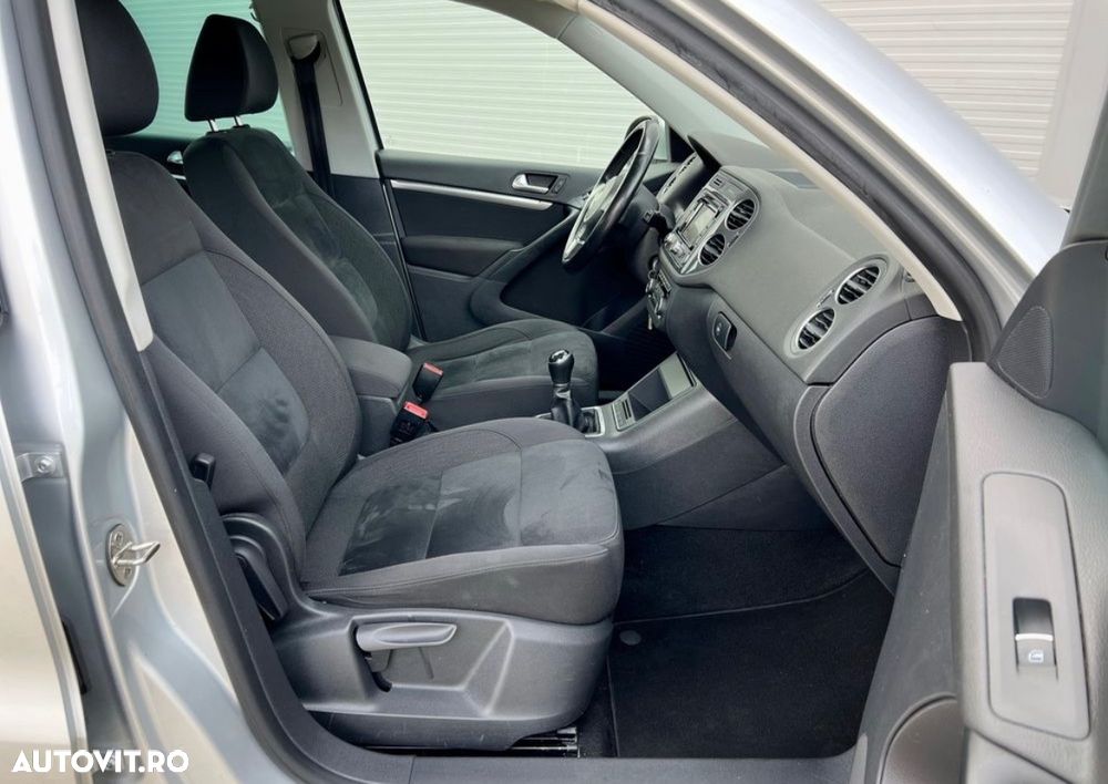 Volkswagen Tiguan 2.0 TDI 4Motion Sport & Style - 9