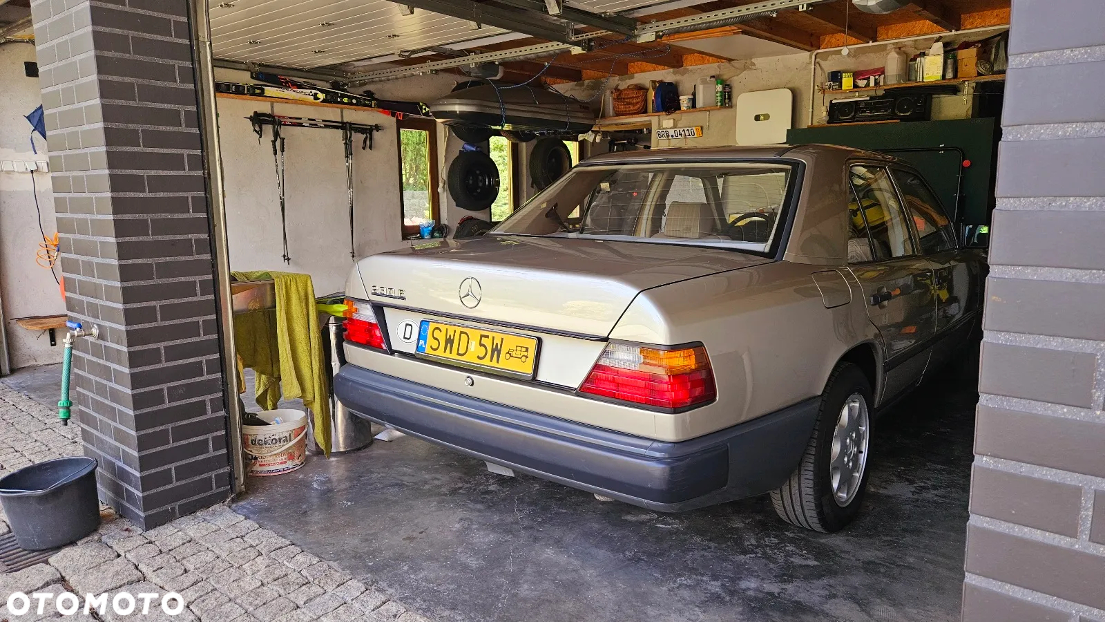 Mercedes-Benz W124 (1984-1993) - 30