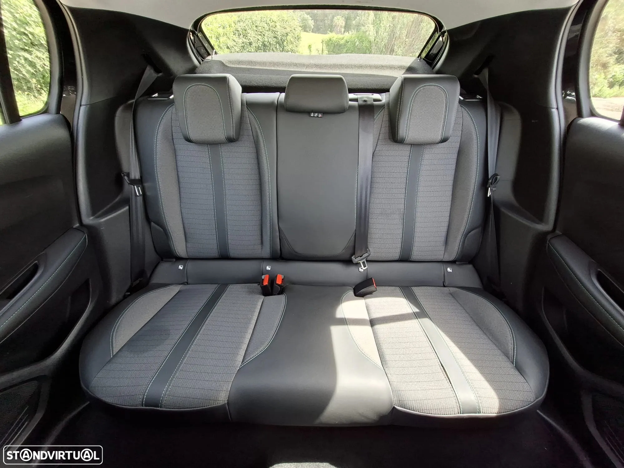 Peugeot 208 1.5 BlueHDi Active Pack - 22