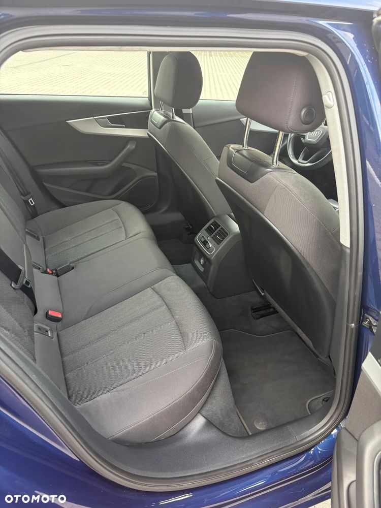 Audi A4 Avant 2.0 TDI Quattro S tronic - 16