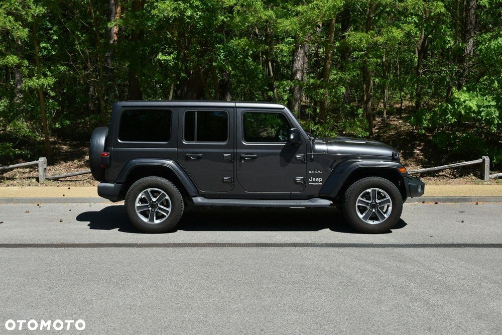 Jeep Wrangler Unlimited GME 2.0 Turbo Sahara - 17