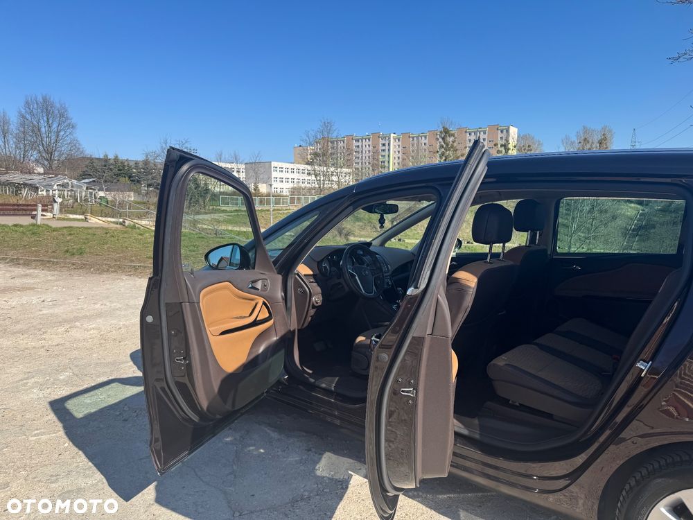 Opel Zafira Tourer 1.6 SIDI Turbo Edition - 5