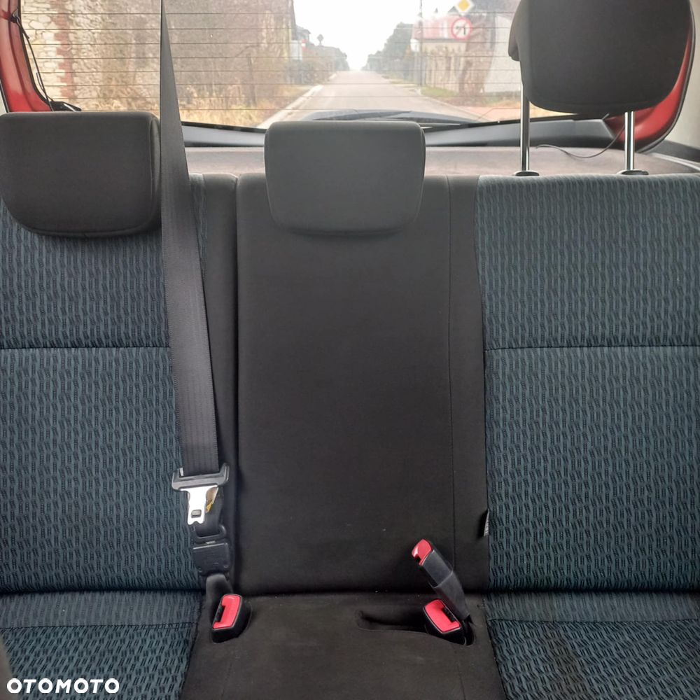 Toyota Yaris 1.0 Active - 27