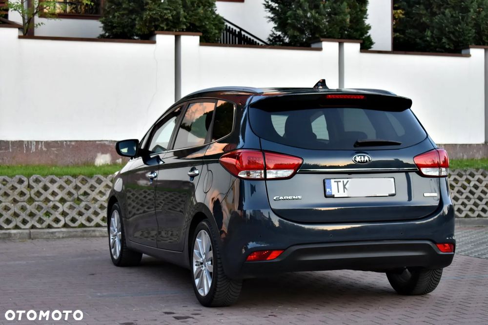 Kia Carens 1.6 GDI Business Line EU6 - 11