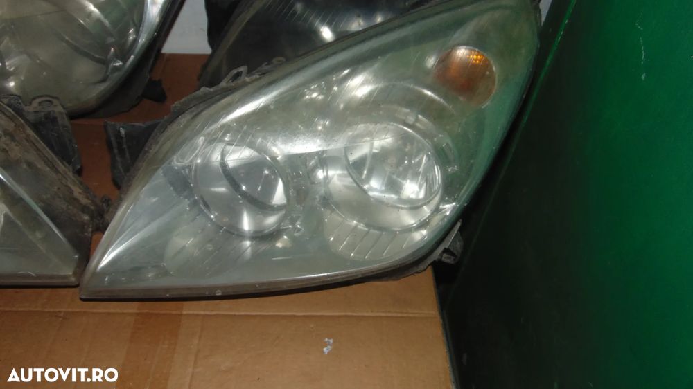 Faruri Opel Astra H 2004-2009 negre - 2