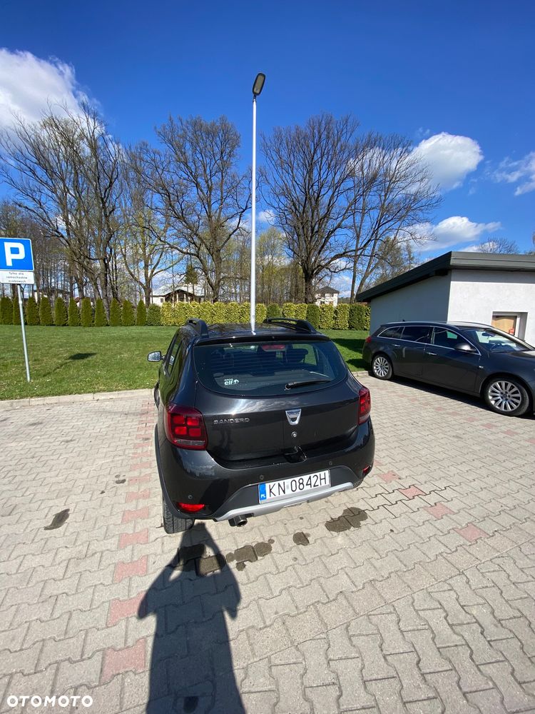 Dacia Sandero 0.9 TCe Laureate S&S - 6