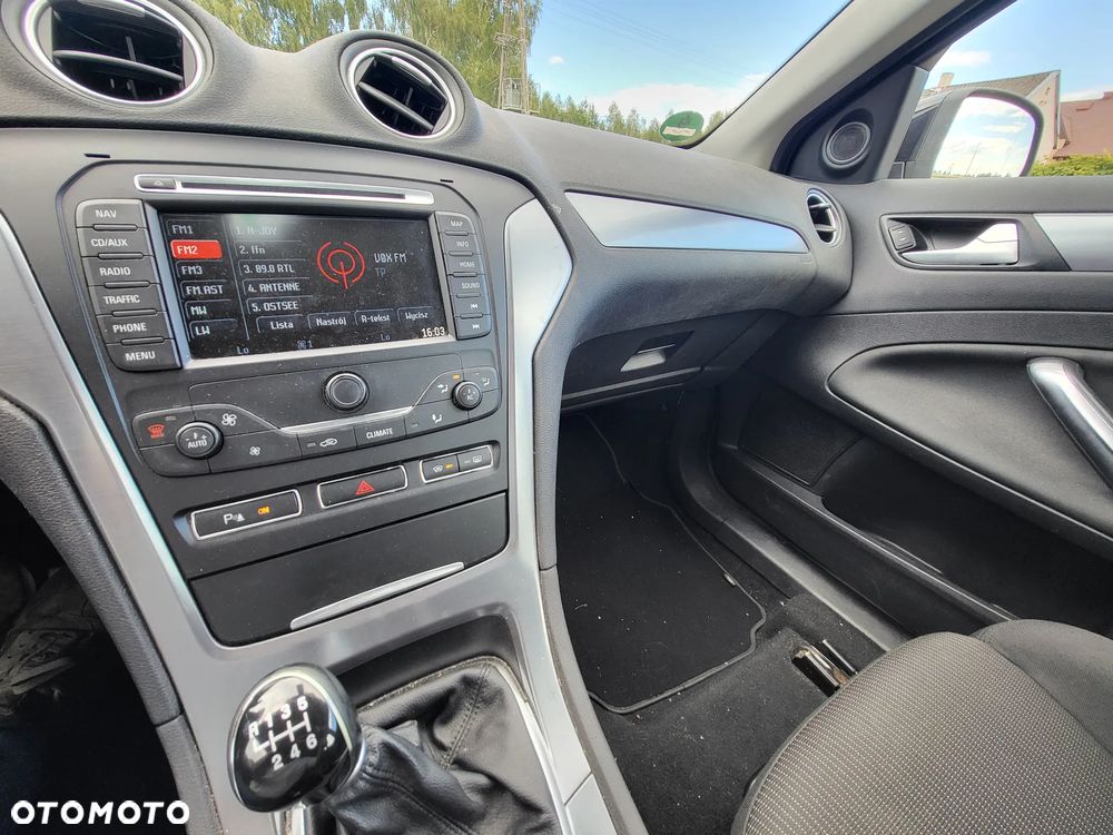 Ford Mondeo 2.0 TDCi Ambiente - 29