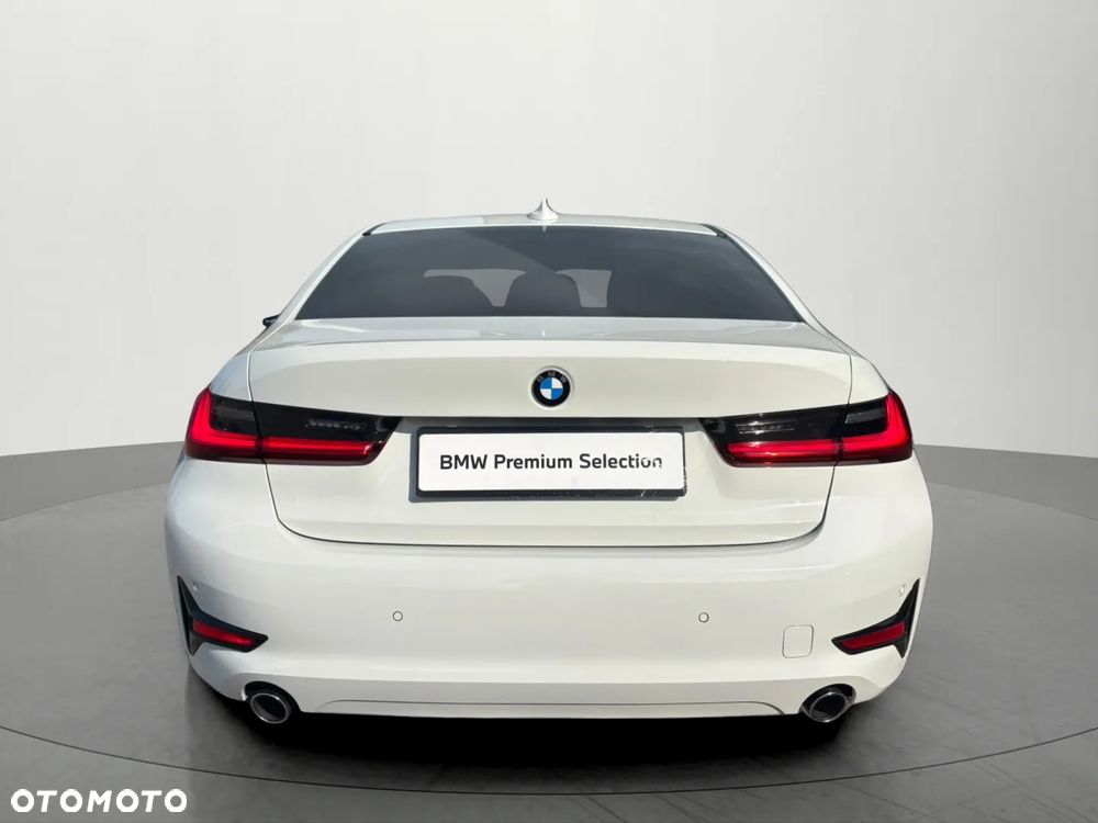 BMW Seria 3 318d Business Edition - 20