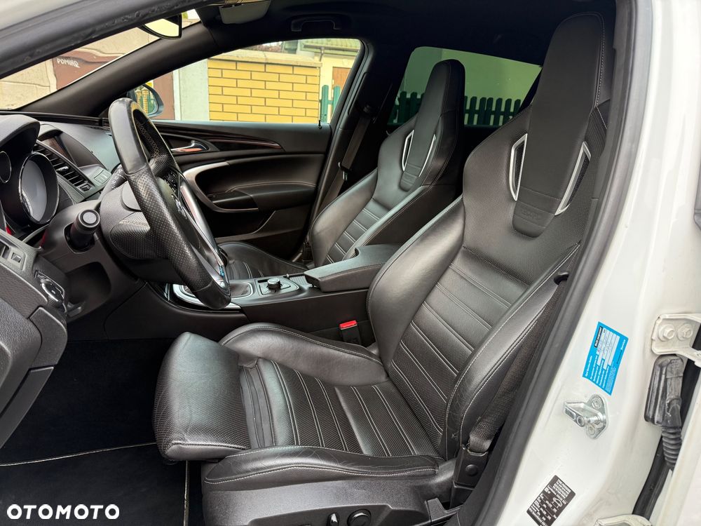 Opel Insignia 2.8 Turbo 4x4 OPC - 30