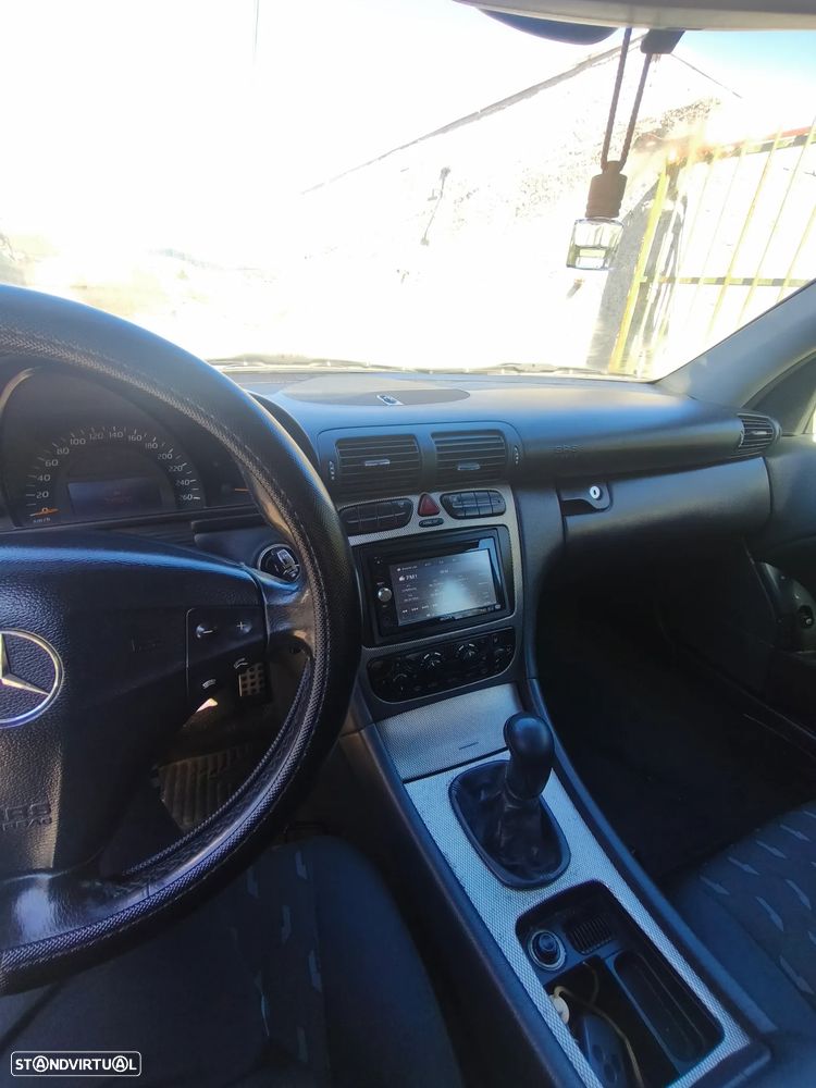 Mercedes-Benz C 220 - 14