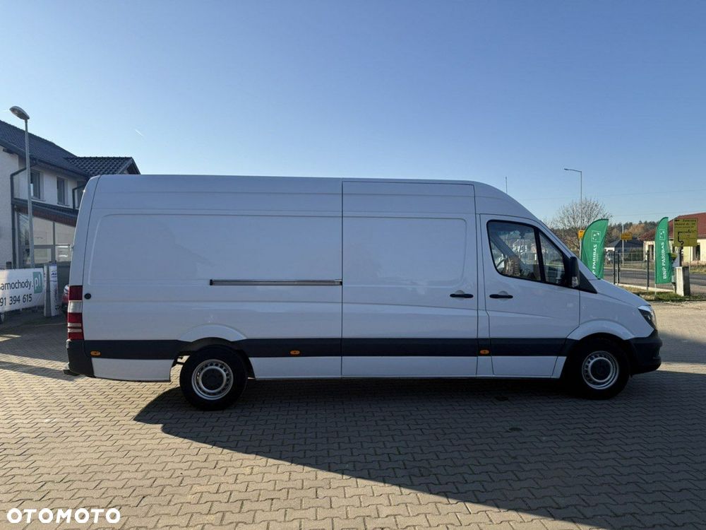 Mercedes-Benz Sprinter - 8