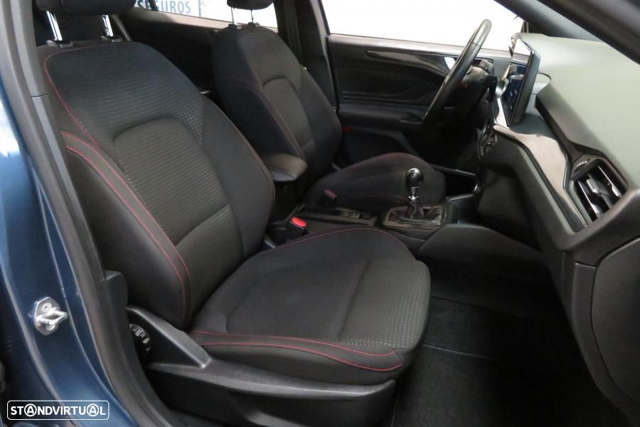 Ford Focus SW 1.0 EcoBoost ST-Line - 10