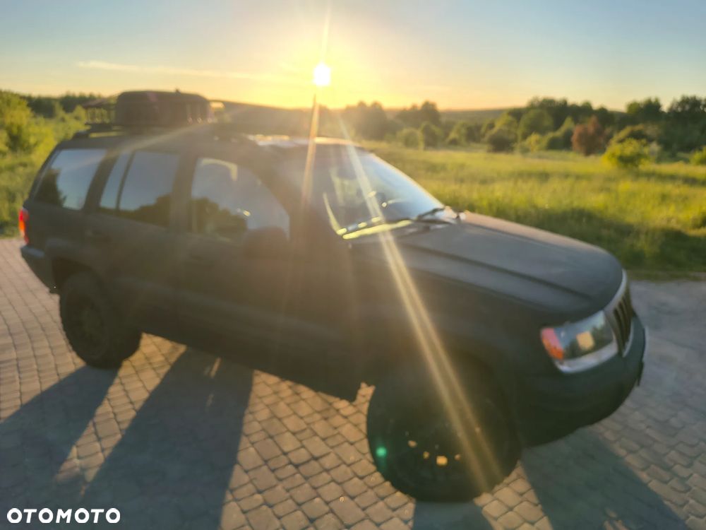 Jeep Grand Cherokee - 1